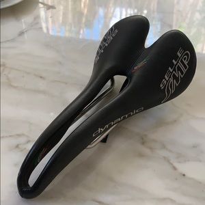 Selle SMP Dynamic bike saddle